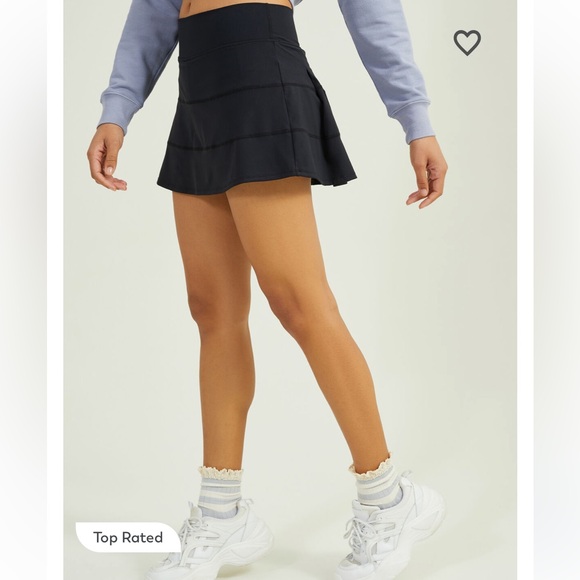 NWT serves up skort - Picture 3 of 7